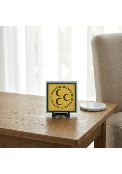 Üç Hilal Masaüstü Dekoratif Obje, Modern Ve Anlamlı Çalışma Alanı Aksesuarı 10x10 Cm