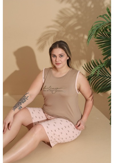 Eyfuze Kadın Milan Kumaş Büyük Beden Curve Baskılı Desenli Şortlu Pijama Takımı Bej