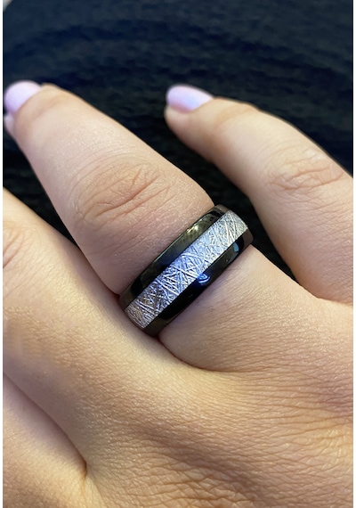 Erkek Beyaz Çizgi Detay Tungsten Yüzük Siyah