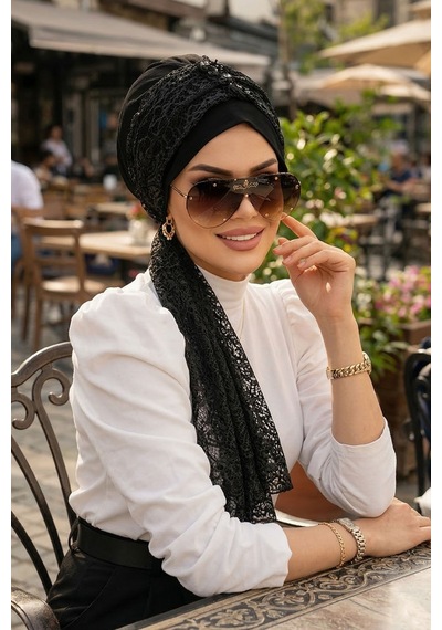 Aişe Tesettür Siyah Dantel Fularlı Bone