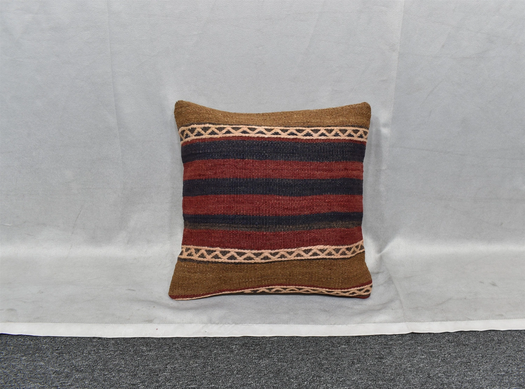 Zehra Abla Halı Yeni El Dokuma Dekoratif Kilim Kırlent Yastık Kılıfı 6502 Çok Renkli