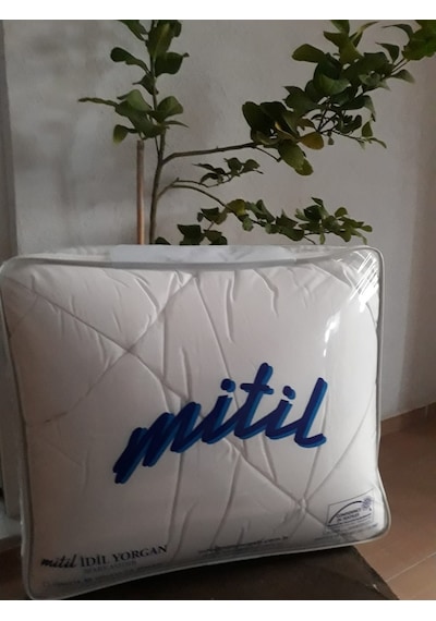 Microfiber Çift Kişilik Silikon Yorgan ( Atık İçermez ) Beyaz
