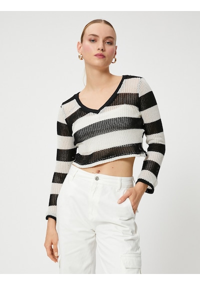 Koton Crop Kazak V Yaka Uzun Kollu Beyaz Çizgili 4wak30038ek Beyaz