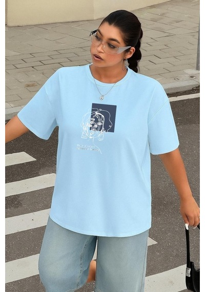 Benroma Büyük Beden Çizgili Kadın Figürü Baskılı Unisex Tişört Bebe Mavisi
