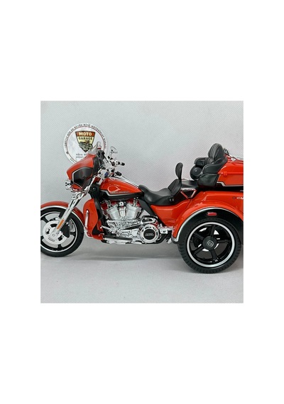 Harley Davidson 2021 Cvo Trı Maket Motor - 1:12 Diecast