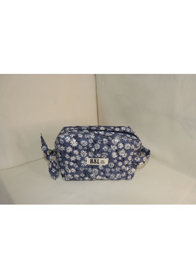 Kapitone Dikişli Denim Papatyalı Küçük Makyaj Çantası / Organizer - %100 Pamuk Kumaş Denim - Papatyalı