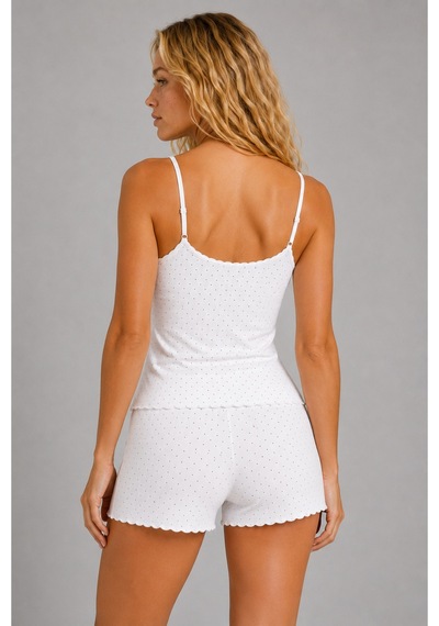Pijamask Kadın Beyaz Puantiyeli İnce Askılı Şortlu Pijama Takımı Fiyonk Detaylı Yazlık İkili Ev Giyim Seti Beyaz Pijamask Kadın Beyaz Puantiyeli İnce Askılı Şortlu Pijama Takımı Fiyonk Detaylı Yazlık İkili Ev Giyim Seti Beyaz