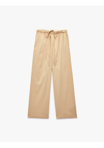 Koton Cepli Katmanlı Beli Bağcıklı Rahat Kalıp Gabardin Geniş Paça Pantolon Bej 6sal40107ıw Ekru Koton Cepli Katmanlı Beli Bağcıklı Rahat Kalıp Gabardin Geniş Paça Pantolon Bej 6sal40107ıw Ekru