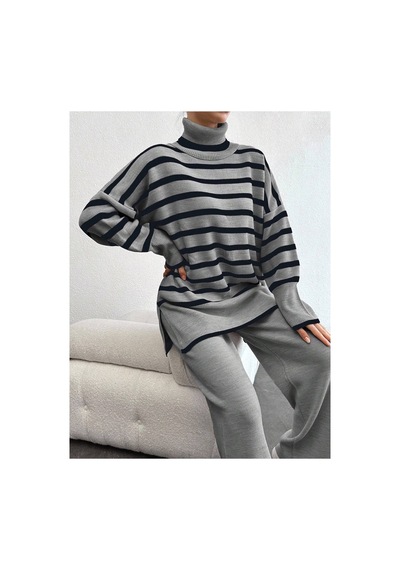 Herkesemoda Kadın Gri Balıkçı Yaka Oversize Triko Takım Gri
