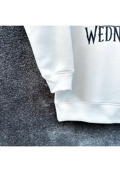 Wednesday Oversize Baskılı Pamuklu  Uzun  Kollu Bisiklet Yaka Sweatshirt Ekru