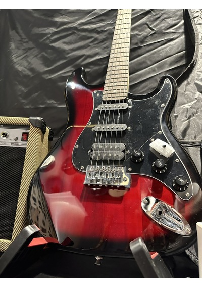 Kırmızı Elektro Gitar Full Set 15w Bluetooth Amfi