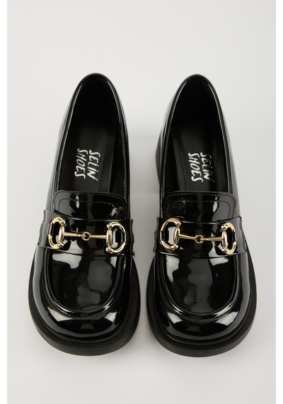 Selin Shoes Hily Gold Aksesuar Detay Kadın Loafer- Siyah Rugan