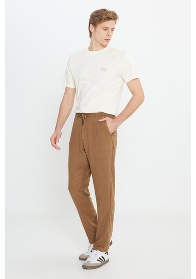 Wrangler Erkek Regular Fit Düz Paça Camel Chino Pantolon - W221266211 Kahverengi