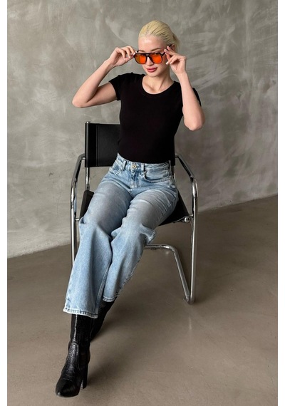 Siyah Geniş Yaka Fittili Basic Kadın T-shirt Mg2293 Siyah