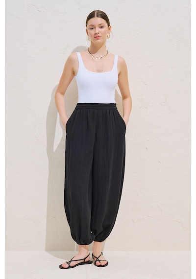 Manuka Müslin Balon Pantolon Siyah Ss26pnt00049-01