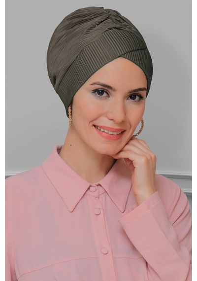 Hürrem Bone Vizon Pratik Hazır Geçmeli Tesettür Bone Fukuro Piliseli Çapraz B Vizon Hürrem Bone Vizon Pratik Hazır Geçmeli Tesettür Bone Fukuro Piliseli Çapraz B Vizon