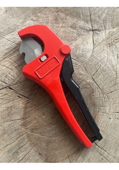 TİĞER PPRC PLASTİK BORU KESME MAKASI 42MM PVC BORU KESME MAKASI
