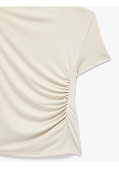 Koton Modal Kumaş Slim Fit Drapeli Kısa Kollu Geniş Dik Yaka Bluz Ekru 7wak70002ek