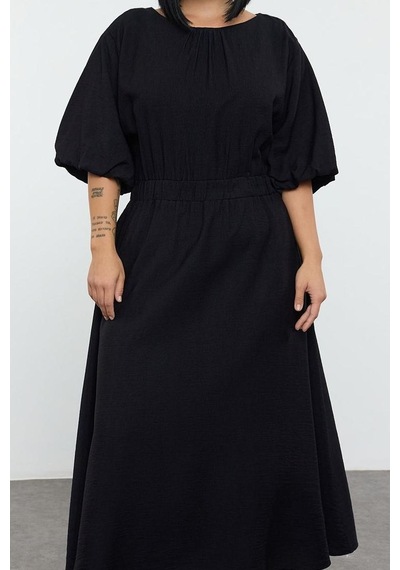 Ersefa Moda Stil Relaxed Bisiklet Yaka Midi Boy Büyük Beden Dokulu Balon Siyah