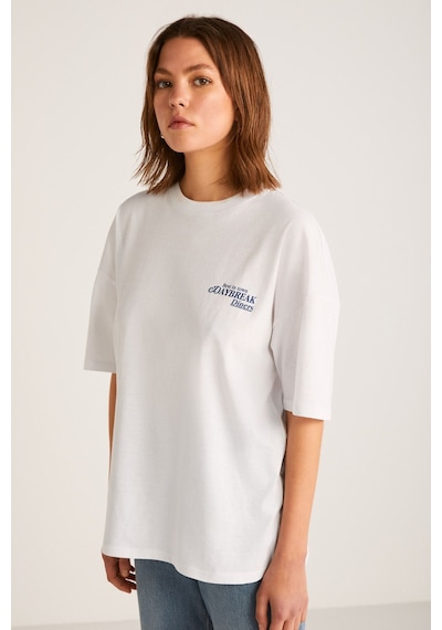 Grımelange Fınola Kadın Oversize Ön Ve Arka Mavi Yazı Detaylı Kısa Kollu Beyaz T-shirt Grımelange Fınola Kadın Oversize Ön Ve Arka Mavi Yazı Detaylı Kısa Kollu Beyaz T-shirt