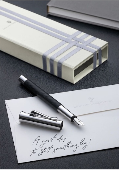 Graf Von Faber-Castell Guilloche Dolma Kalem Siyah 146510