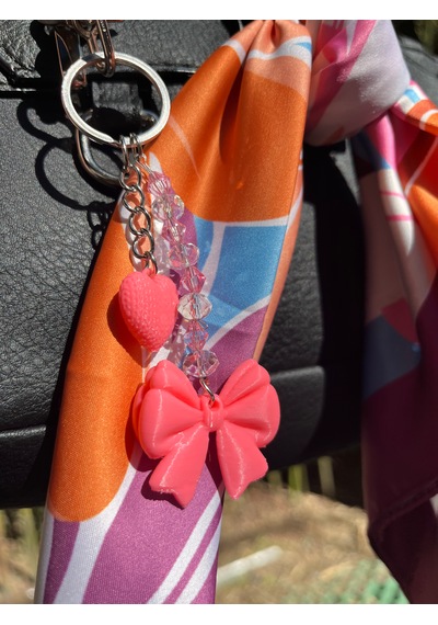 Pembe Fiyonk Ve Kalp Detaylı Kristal Boncuklu Charm / Lüks Çanta Süsü Pembe - Beyaz