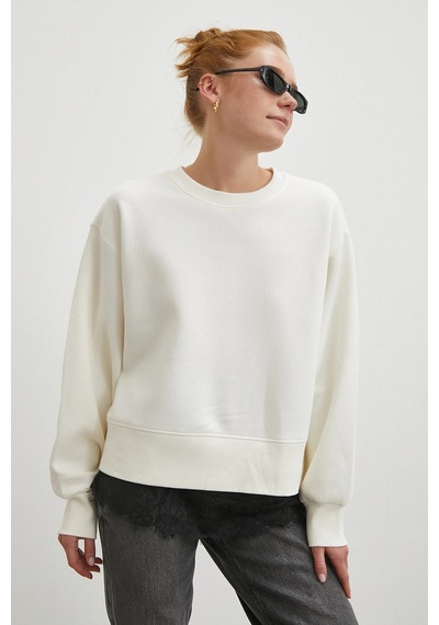 Eteği Dantelli Oversize Sweatshirt Beyaz Beyaz