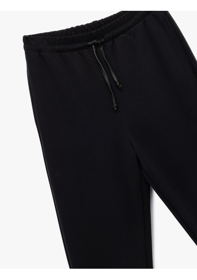 Koton Modal Kumaş Cepli Beli Bağlamalı Jogger Pantolon Siyah 6wak40032ek Siyah