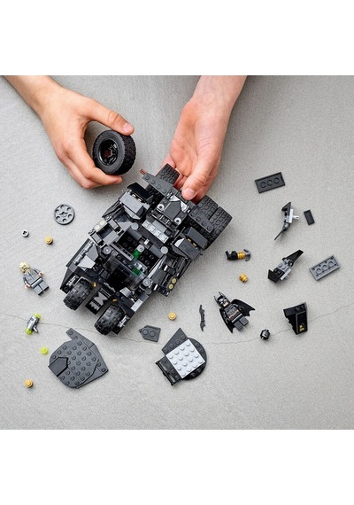 LEGO® Super Heroes 76239 Batmobile Tumbler Scarecrow Karşılaşması 422 Parça