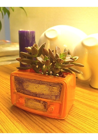 Artepieza Retro Radyo Sukulent Saksısı Ve Kalemlik - Masaüstü Dekoratif Organizer Turuncu 12 8 12cm