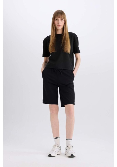 DeFacto Regular Fit Normal Bel Düz Paça Bermuda Şort W9369AZ25SMBK27 Siyah