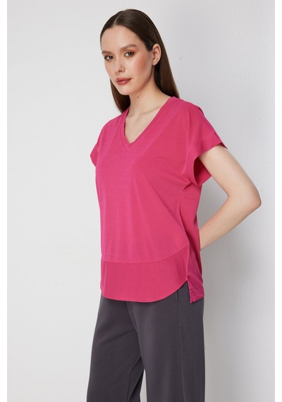 On Kadın V Yaka Parçalı T-shirt 71475 Fuşya