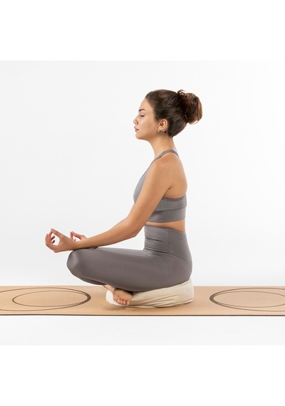 Rebuwo Yoga Minderi Meditasyon Minderi
