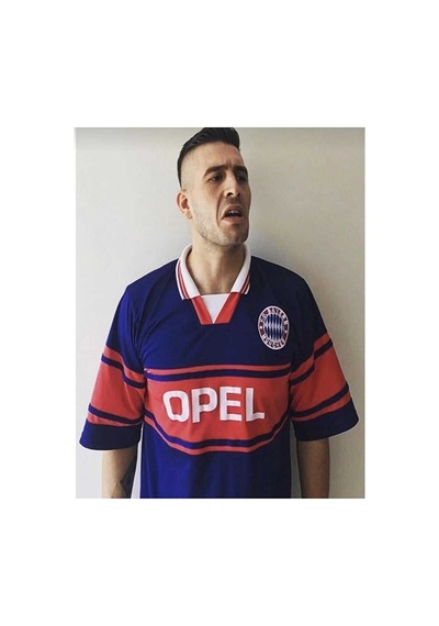 B.a.y.e.r.n M.ü.n.i.h 01 Cio Baba Forması Çok Renkli