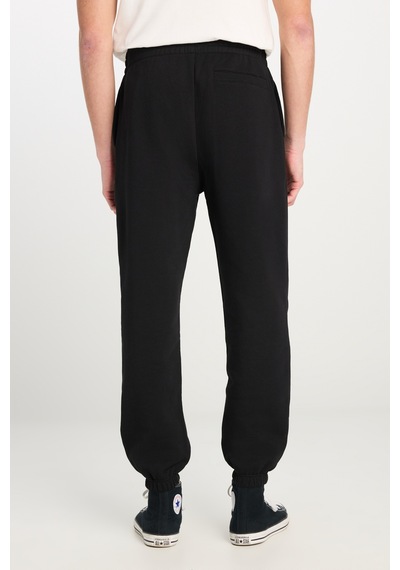 Lee Pamuk Regular Fit Normal Kesim Ribanalı Paça Siyah Jogger Pantolon Lee Pamuk Regular Fit Normal Kesim Ribanalı Paça Siyah Jogger Pantolon