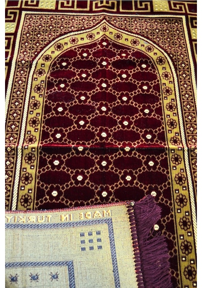 Kadife Çiçek Desenli Seccade Bordo