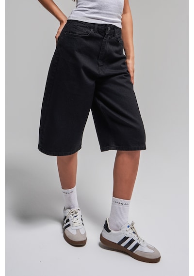 Itsbasic Kadın Siyah Renk 1s5-1 Maxi Boy Bol Kesim %100 Koton Denim Bermuda Şort