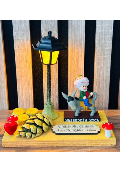 Dekoratif Nasreddin Hoca Biblosu Işıklı Ahşap Standlı El Yapımı Nostaljik Hediye