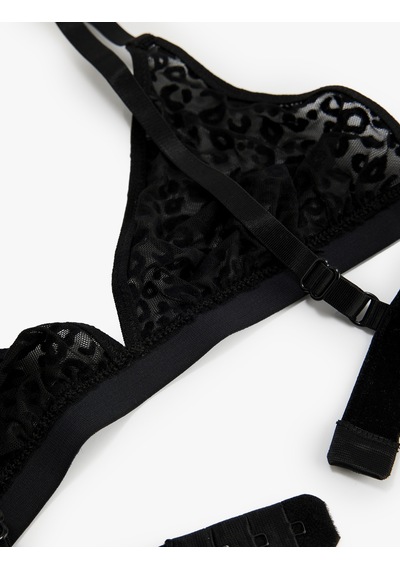 Koton Rahat Kalıp Leopar Dokulu Tül Üçgen Bralet Sütyen Siyah 7wlk10050mk Koton Rahat Kalıp Leopar Dokulu Tül Üçgen Bralet Sütyen Siyah 7wlk10050mk