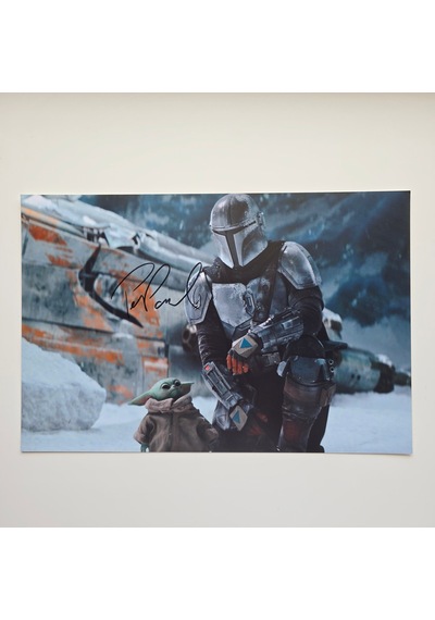Pedro Pascal, Star Wars 20x30 Cm Boyutunda Islak İmzalı Fotoğraf