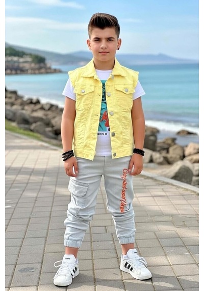 Riccotarz Erkek Çocuk Sırtı Tiger Yazı Baskılı Kolsuz Sarı Kot Ceket Ve Baskılı T-shirt Alt Üst Takım Sarı Riccotarz Erkek Çocuk Sırtı Tiger Yazı Baskılı Kolsuz Sarı Kot Ceket Ve Baskılı T-shirt Alt Üst Takım Sarı