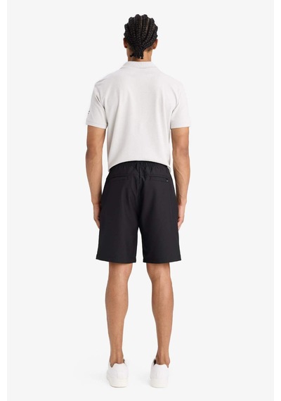 DeFactoFit Standart Fit Sporcu Kısa Paça Dokuma Şort E4137AX25SMBK81