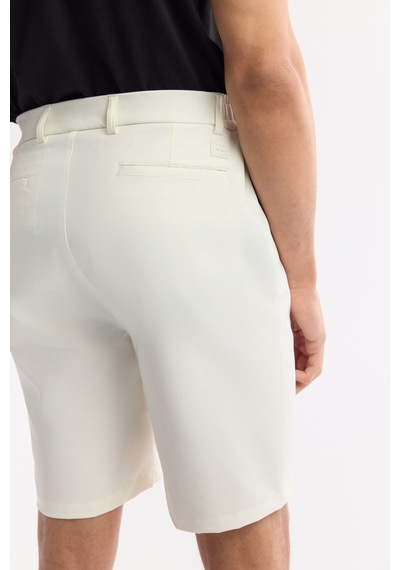 Avva Erkek Kırık Beyaz Beli Lastikli Bi-stretch Teknik Kumaş Relaxed Fit Şort A51y3712