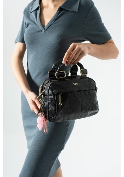 Baginn Vegan Deri Günlük Kadın Postacı Çanta Çapraz Askılı Omuz Çantası Y.s. Deri 27 23 Cm Charm Hediyeli Siyah
