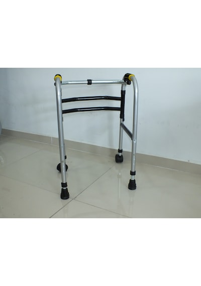 Bayteks Çocuk Walker Alüminyum Tekerleki Katlanabilir Yürüteç
