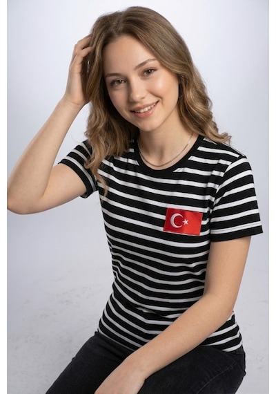 Technomonkey Kadın Slim Fit Dar Kesim Türk Bayrağı Baskılı Siyah Beyaz Çizgili Kısa Kollu Tişört
