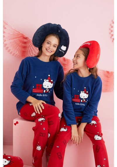 Siyah İnci Lisanslı Polar Çok Renkli Nakışlı Bisklet Yaka Pijama Takım Hk300 Lacivert