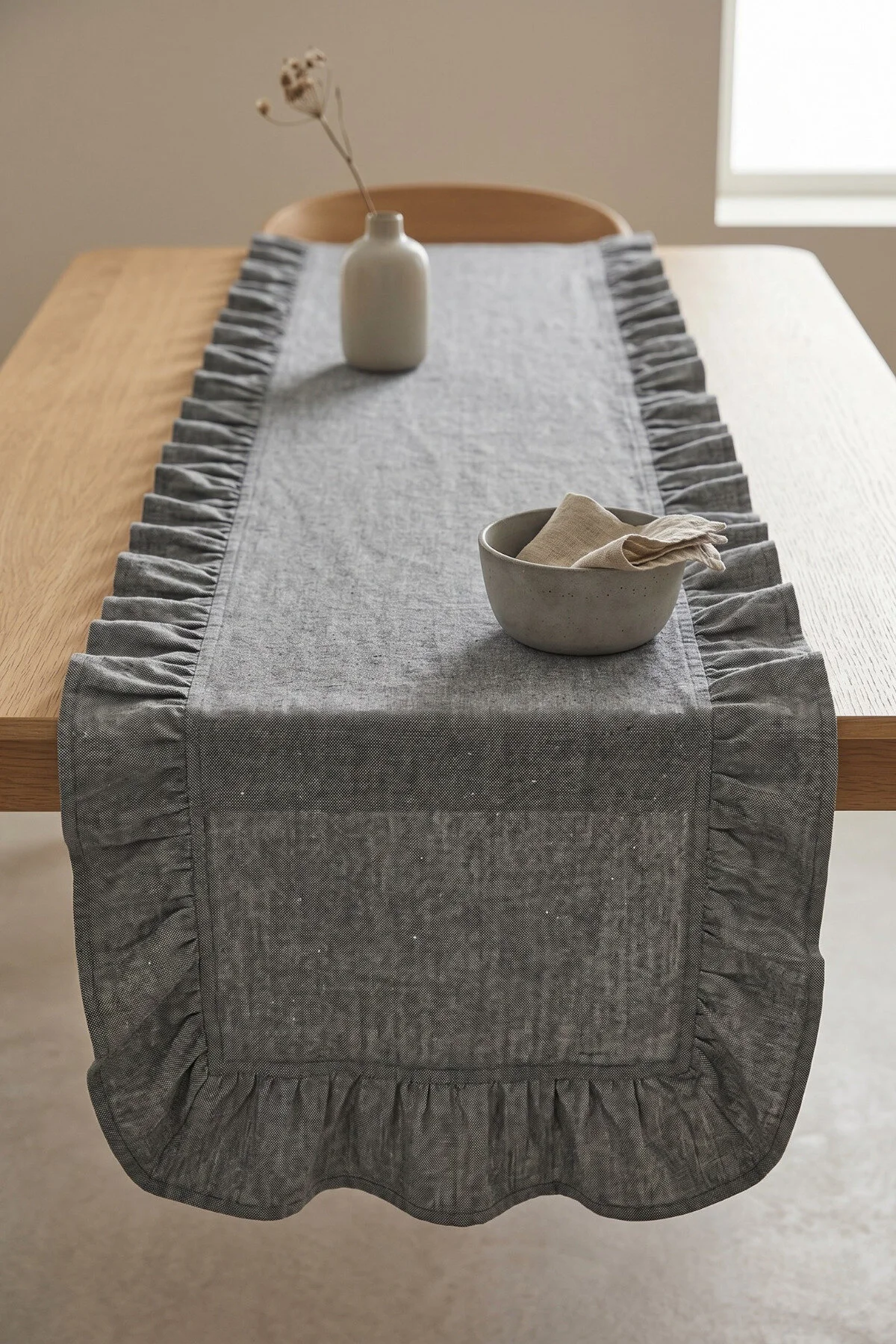 Morlay Antrasit Fırfırlı Runner Masa Örtüsü 40x150cm