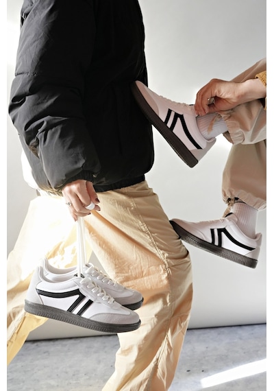 Muggo Garcia Garantili Unisex Ortopedik Günlük Bağcıklı Yürüyüş Koşu Sneaker Spor Ayakkabı Beyaz - Siyah
