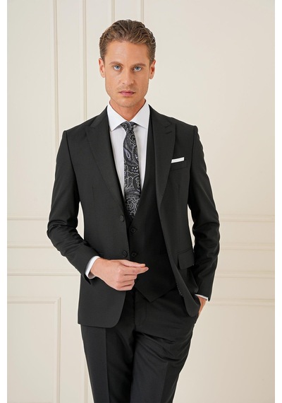 Efor Slim Fit Kırlangıç Yaka Çift Yırtmaçlı Yelekli Klasik Siyah Takım Elbise Tk 895 Siyah Efor Slim Fit Kırlangıç Yaka Çift Yırtmaçlı Yelekli Klasik Siyah Takım Elbise Tk 895 Siyah